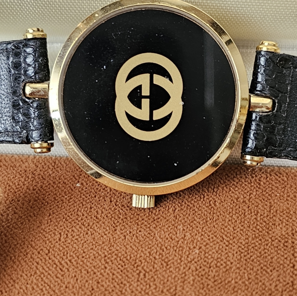 BALLYS GUCCI WATCH IN ORIGINAL BOX AND PACKAGING - Picture 4 of 10